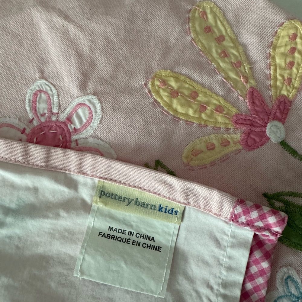 Pottery Barn Kids Pink Floral Valances Set of 2 - embroidered Daisy - PBK - Picture 4 of 4